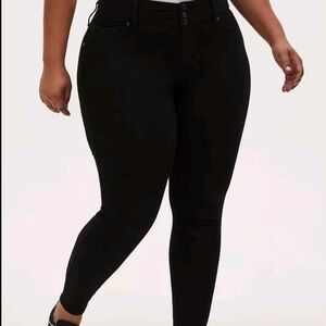 Torrid super stretch jegging 24R